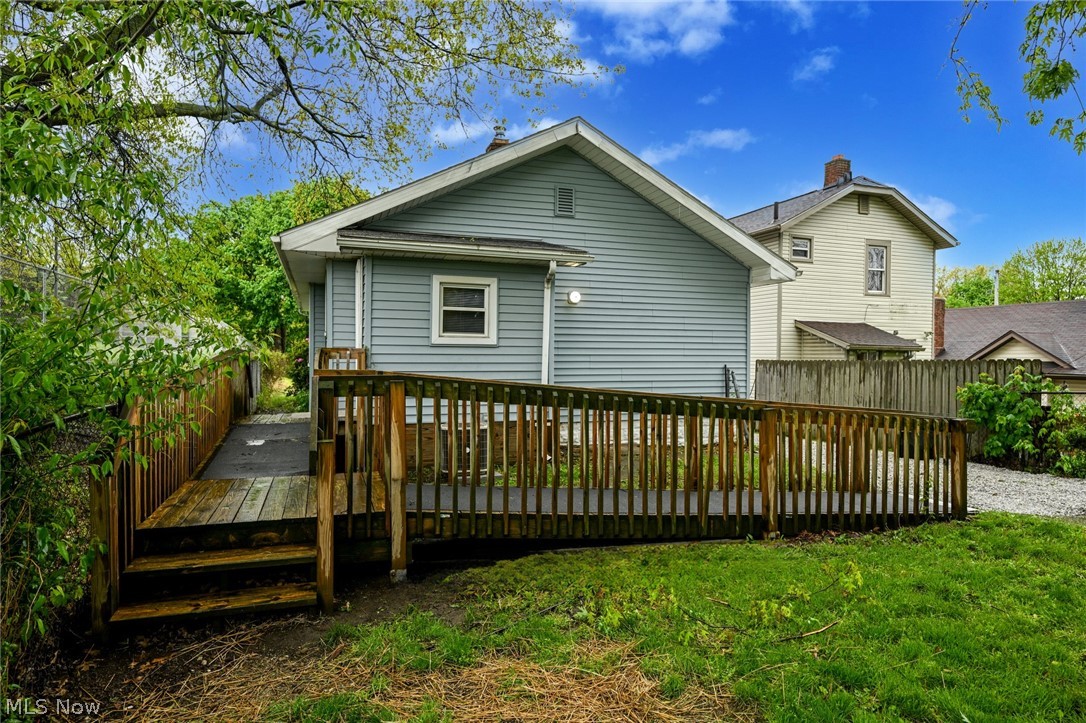 1465 Laffer Avenue Akron OH 44305