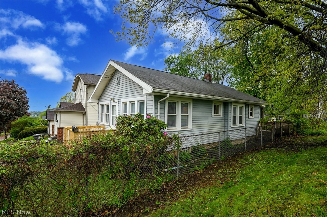 1465 Laffer Avenue Akron OH 44305