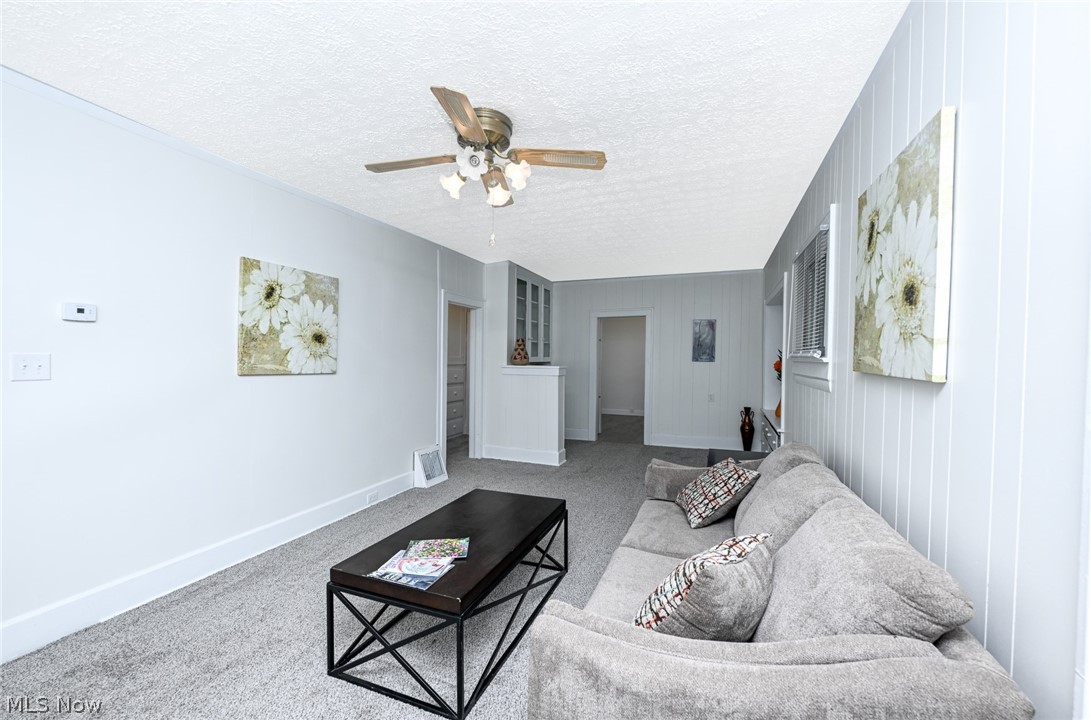 1465 Laffer Avenue Akron OH 44305