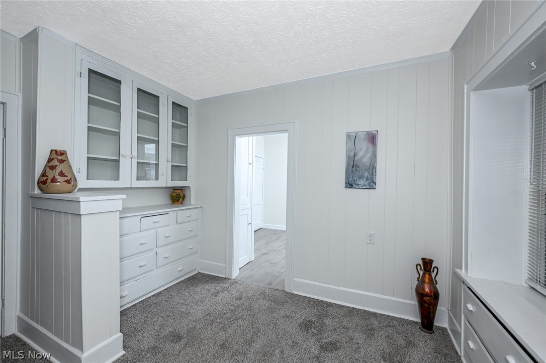1465 Laffer Avenue Akron OH 44305
