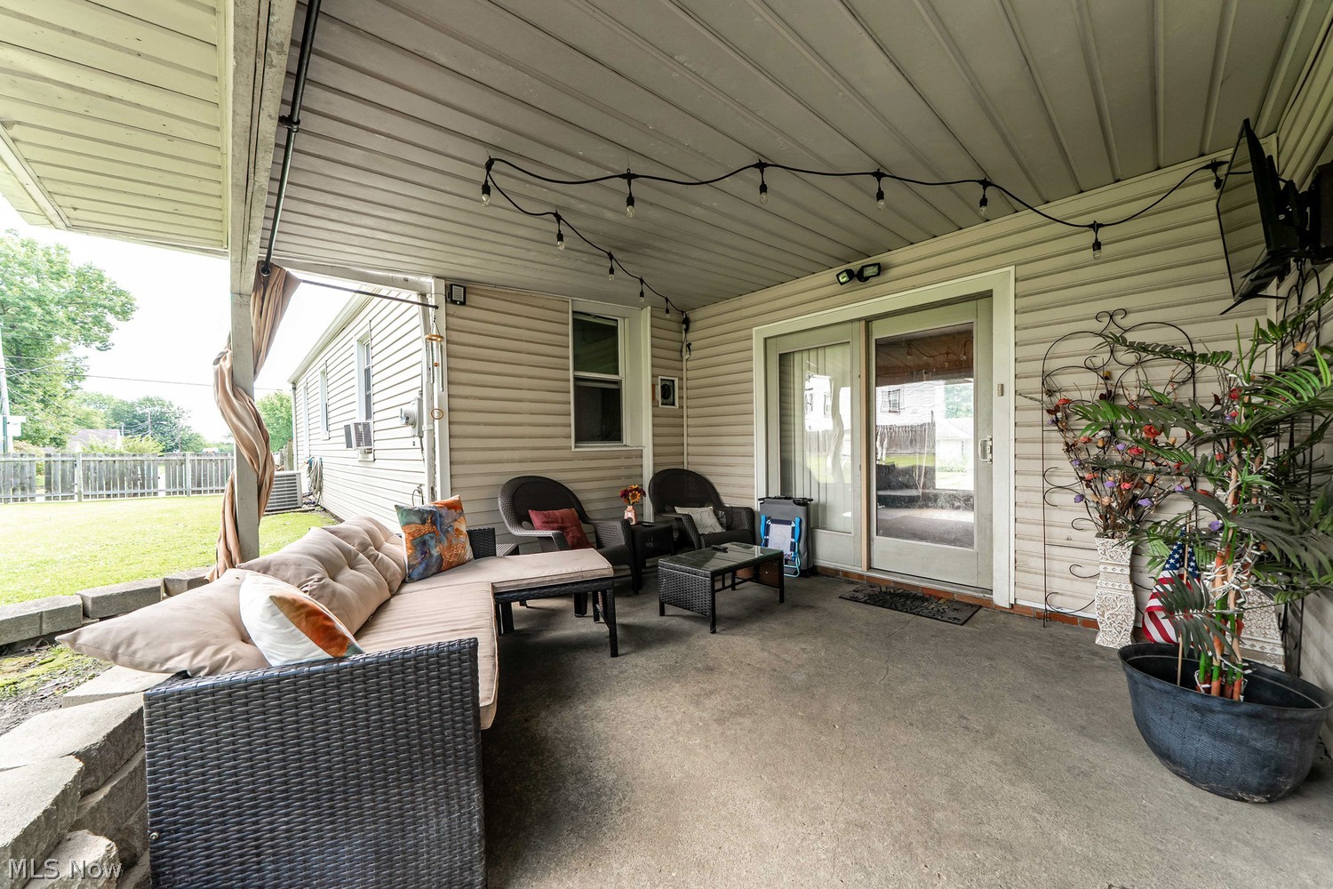 1421 25th Street NE Canton OH 44714