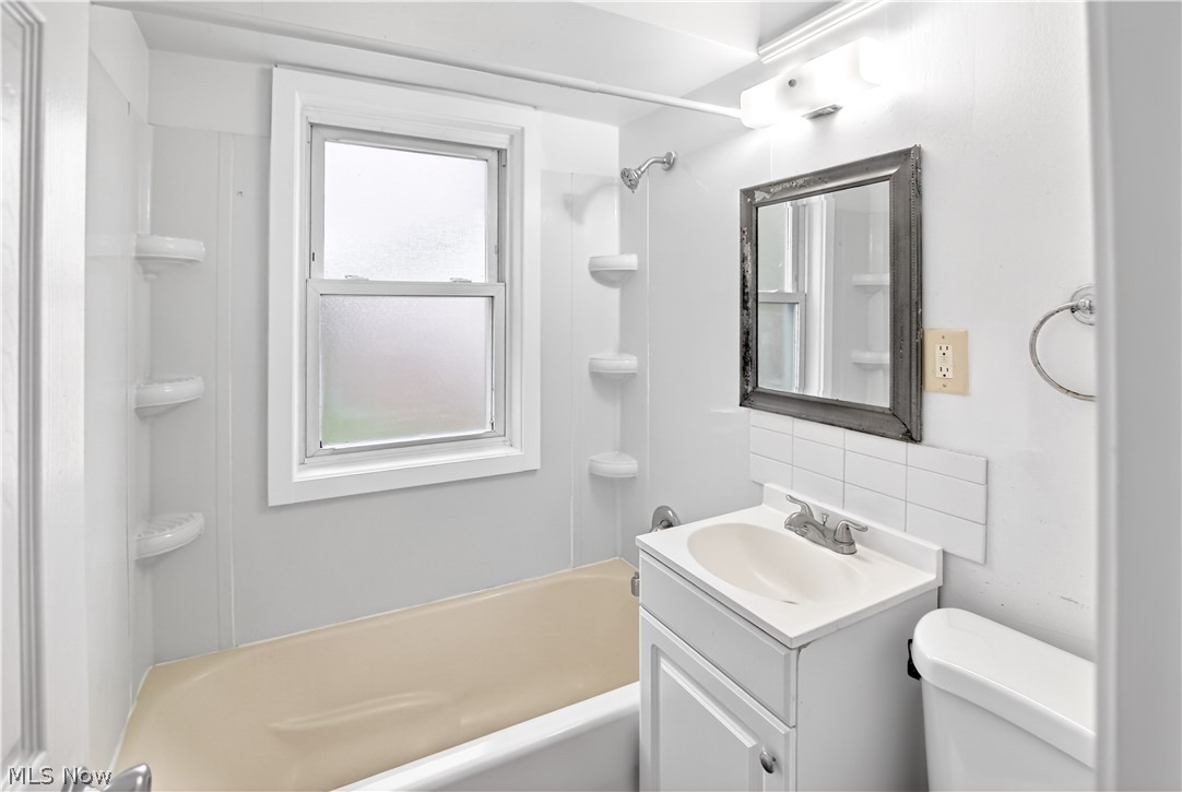 9304 Plymouth Avenue Garfield Heights OH 44125