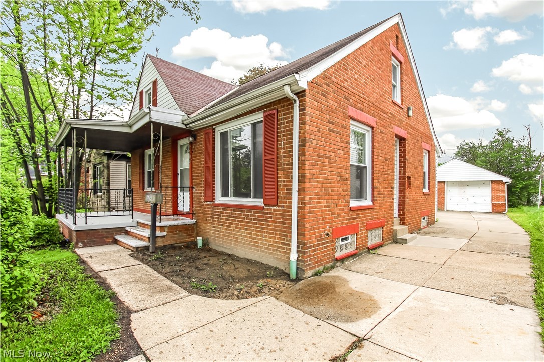 9304 Plymouth Avenue Garfield Heights OH 44125