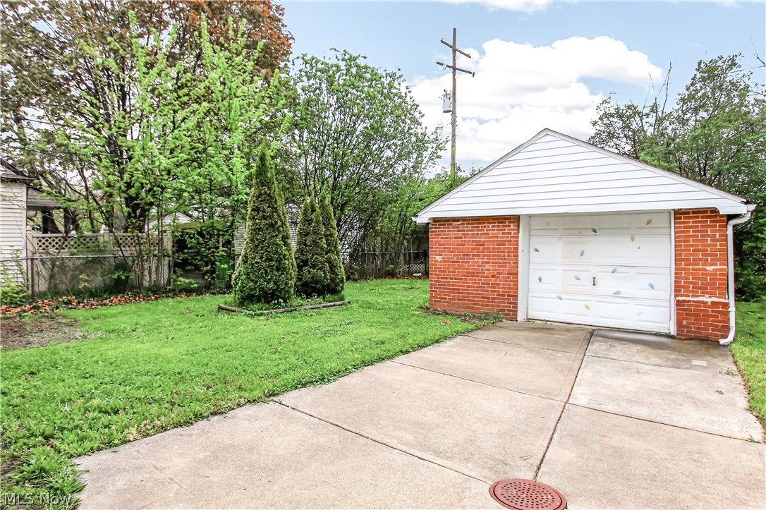 9304 Plymouth Avenue Garfield Heights OH 44125