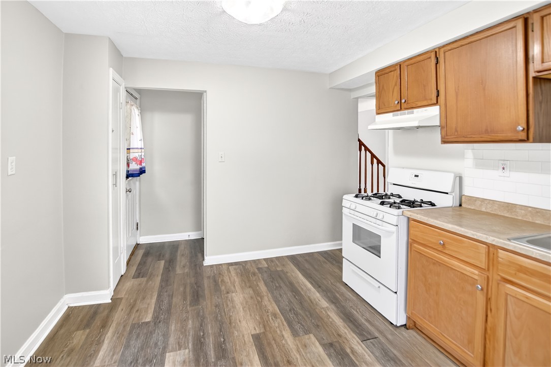 9304 Plymouth Avenue Garfield Heights OH 44125