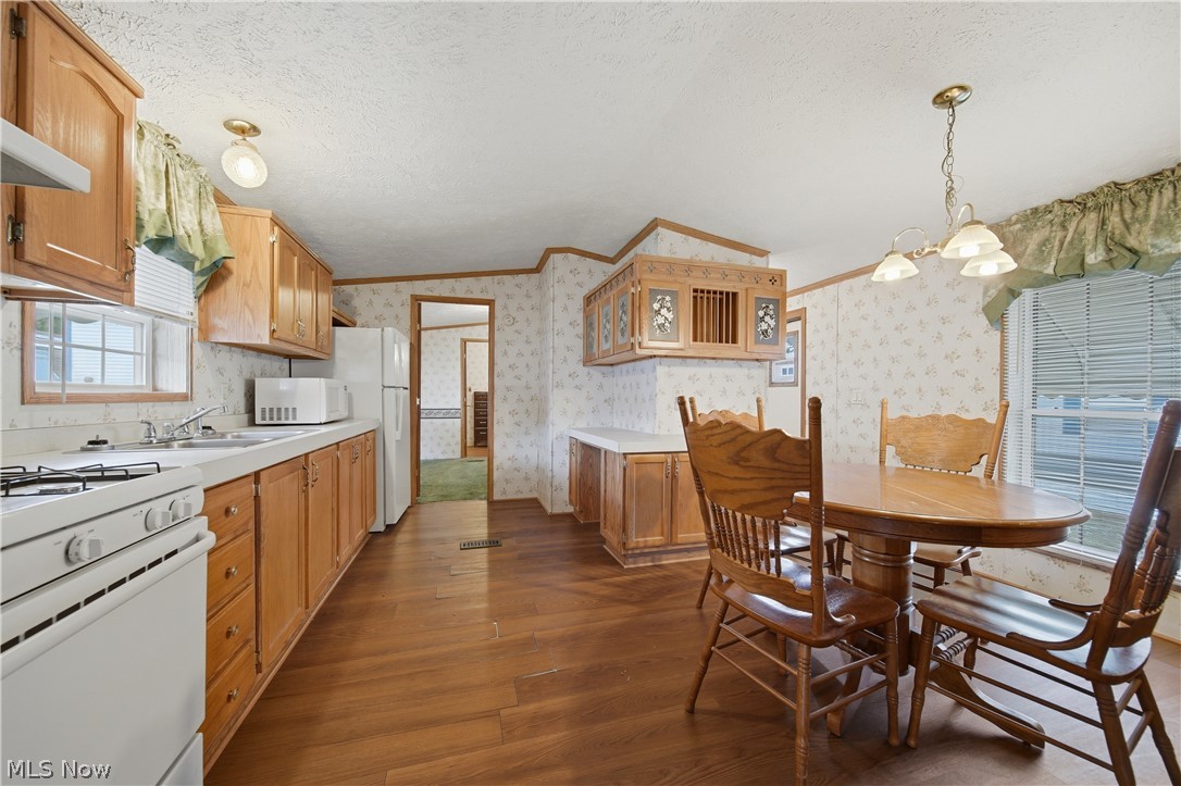 83 Helen Street Barberton OH 44203