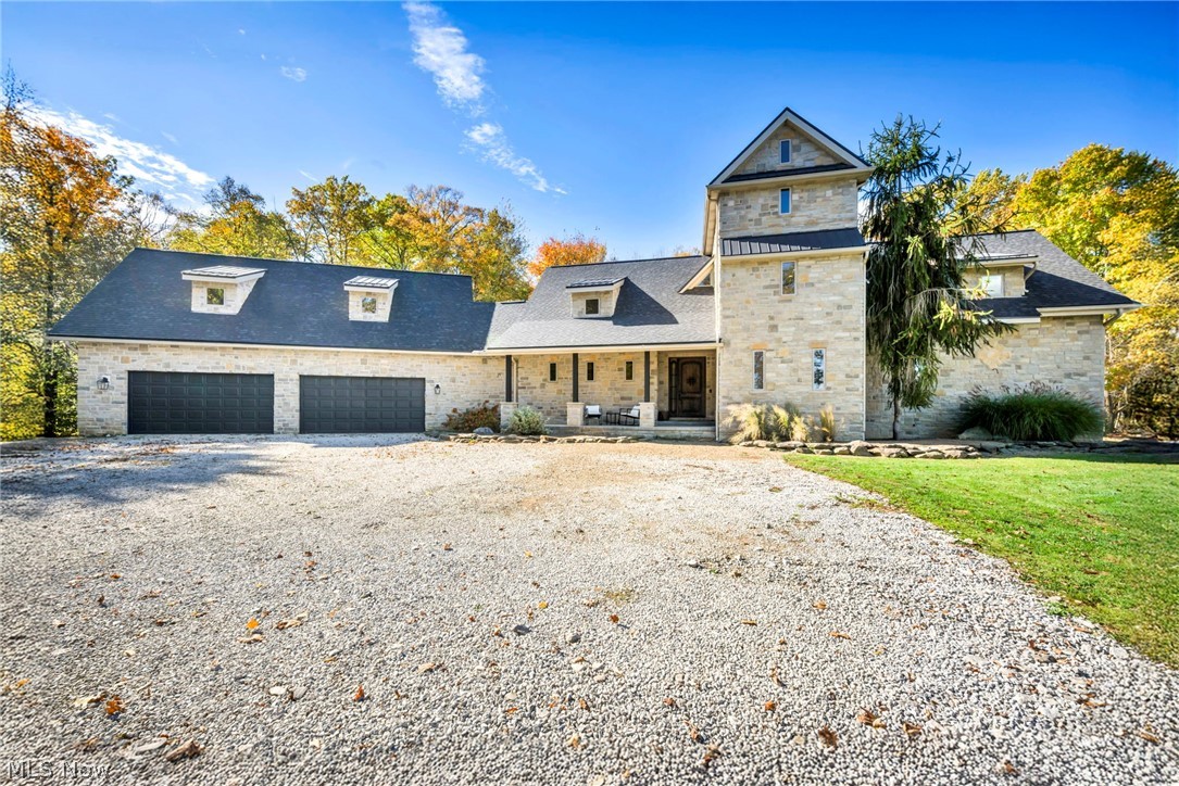 7184 Neff Road Valley City OH 44280