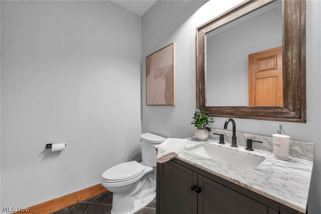 7184 Neff Road Valley City OH 44280