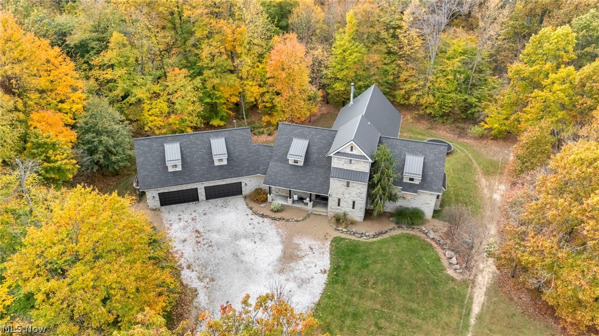 7184 Neff Road Valley City OH 44280