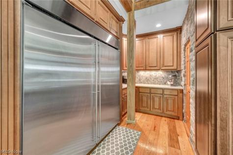 7184 Neff Road Valley City OH 44280