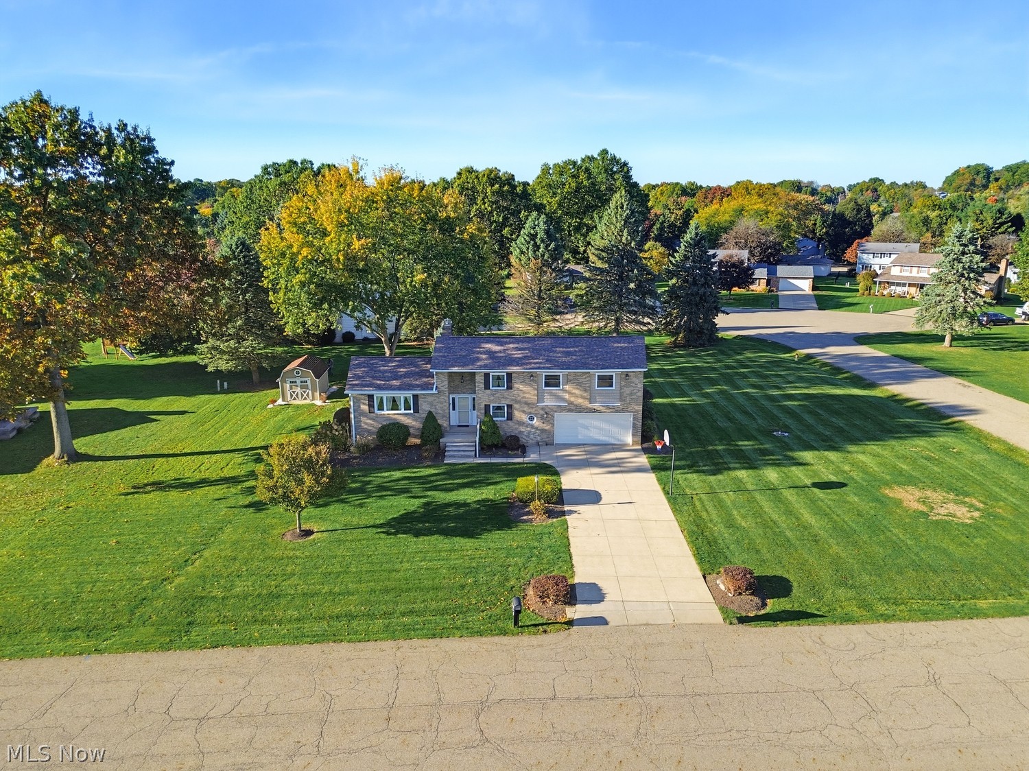 6775 Lake Cable Avenue NW North Canton OH 44720