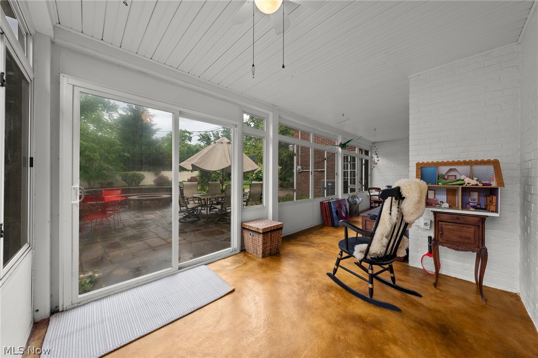 2709 Belvoir Boulevard Shaker Heights OH 44122