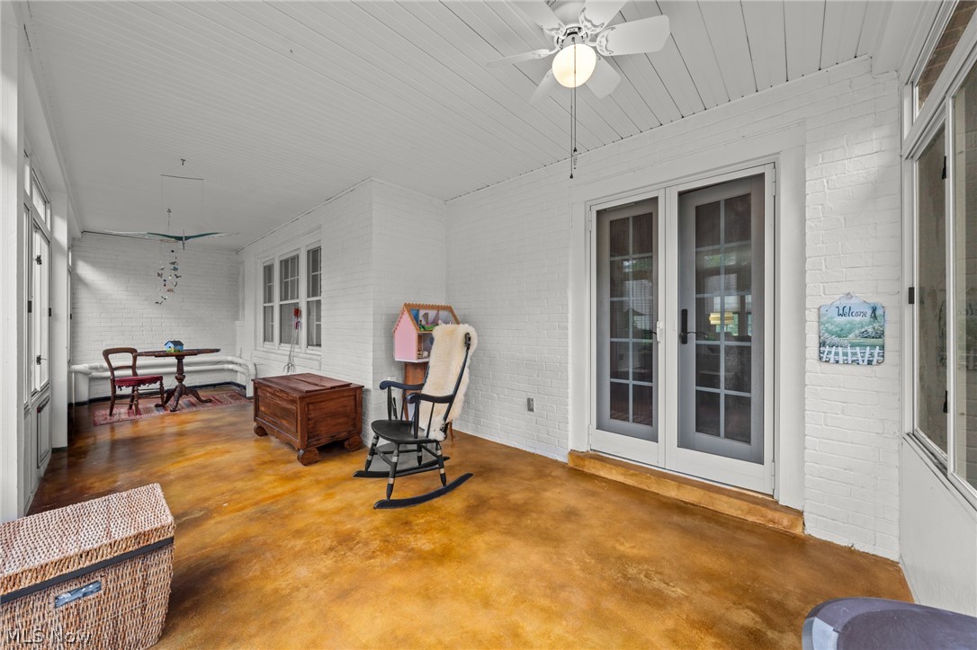 2709 Belvoir Boulevard Shaker Heights OH 44122