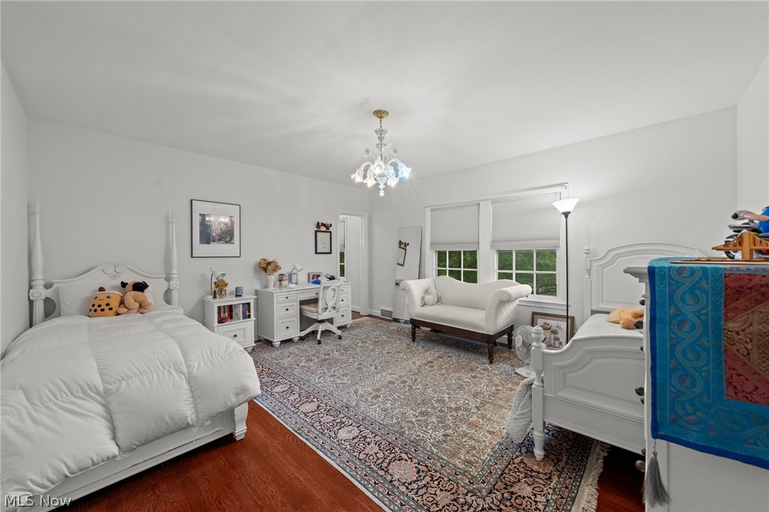 2709 Belvoir Boulevard Shaker Heights OH 44122