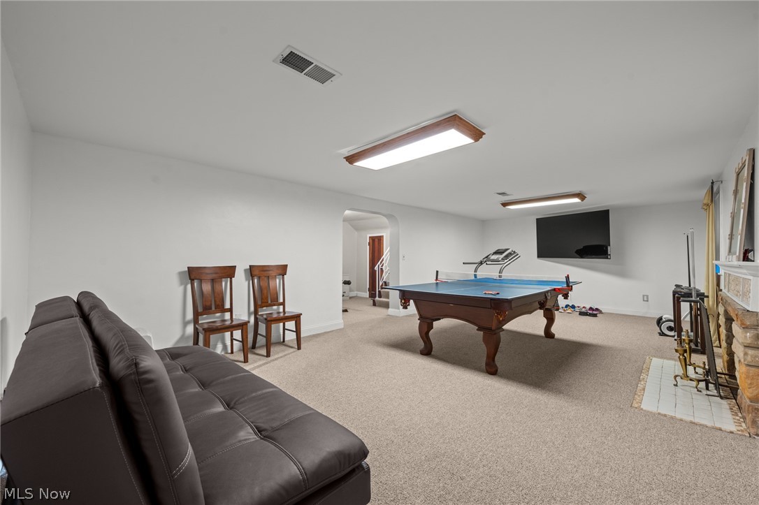 2709 Belvoir Boulevard Shaker Heights OH 44122