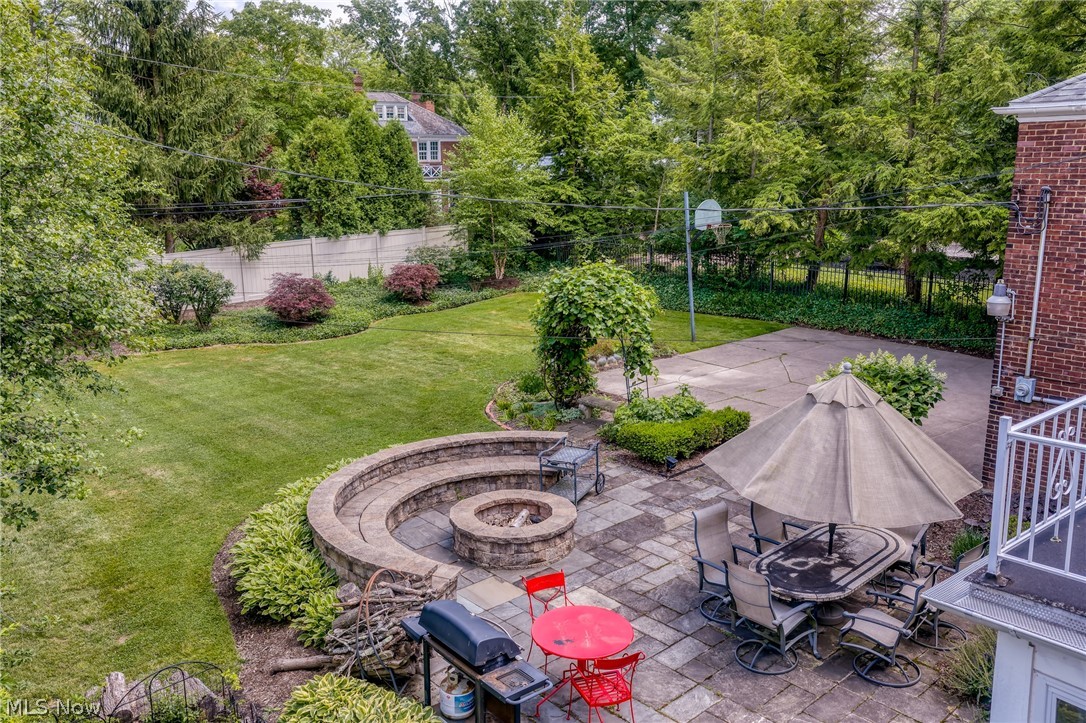 2709 Belvoir Boulevard Shaker Heights OH 44122
