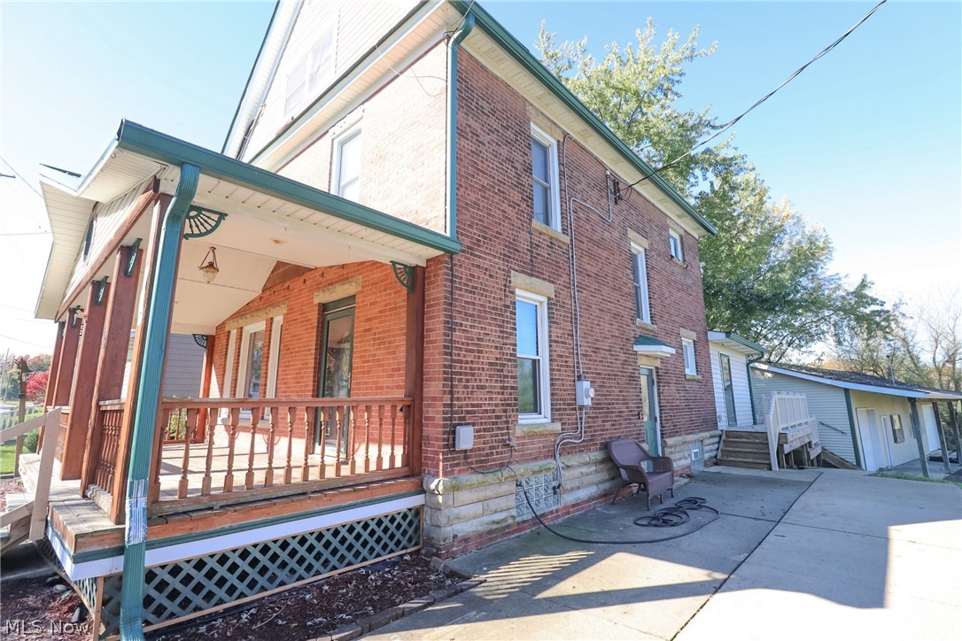 146 S Main Street Creston OH 44217
