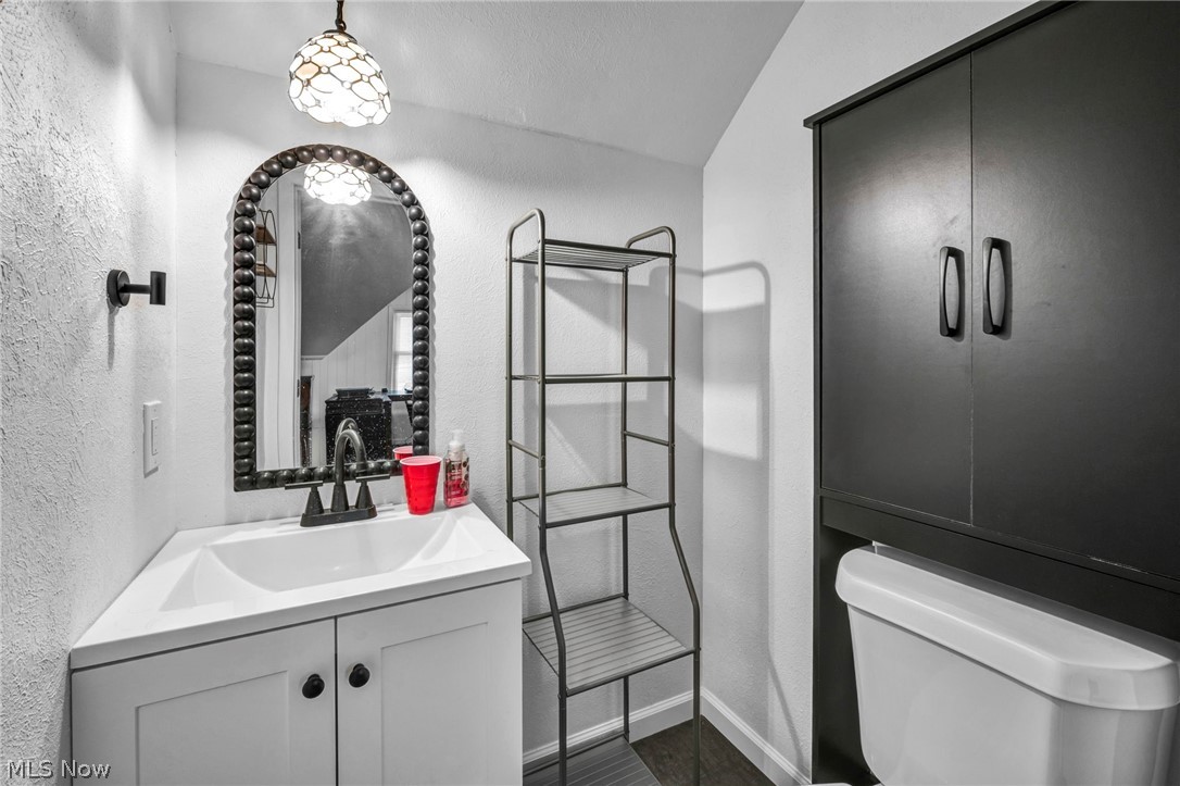85 E 205th Street Euclid OH 44123