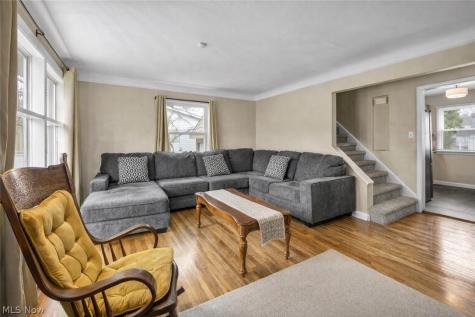 85 E 205th Street Euclid OH 44123