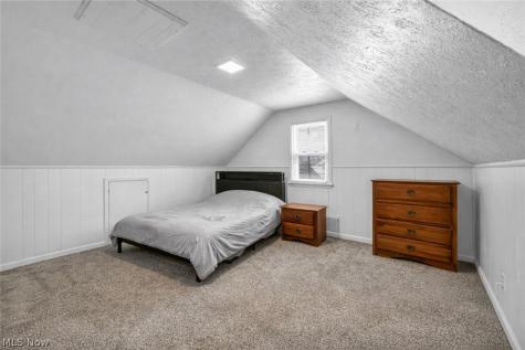 85 E 205th Street Euclid OH 44123