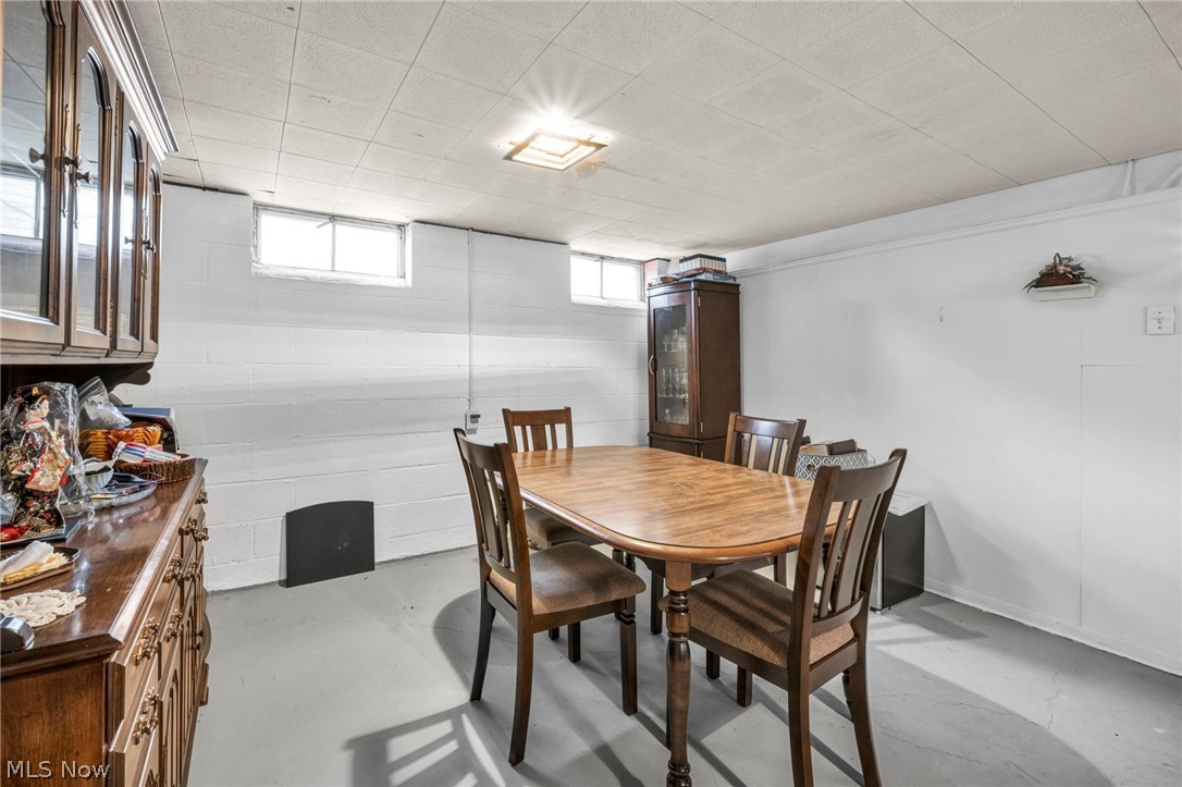 85 E 205th Street Euclid OH 44123