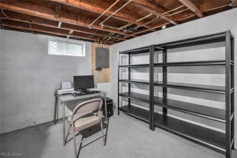85 E 205th Street Euclid OH 44123