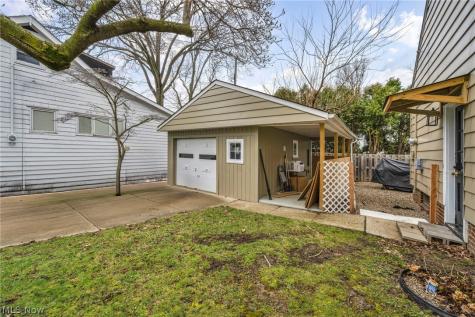 85 E 205th Street Euclid OH 44123