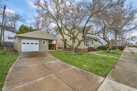 85 E 205th Street Euclid OH 44123