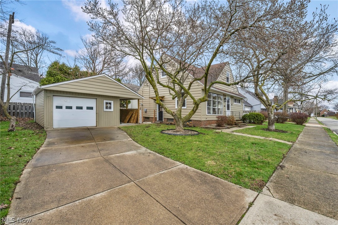 85 E 205th Street Euclid OH 44123