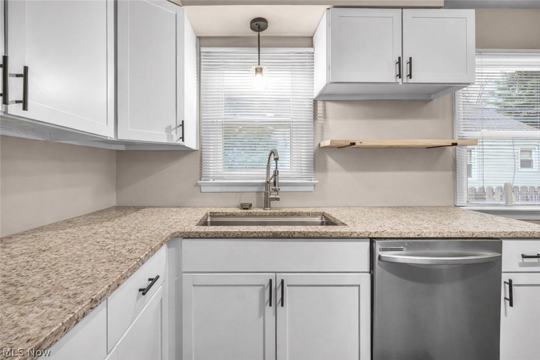 85 E 205th Street Euclid OH 44123