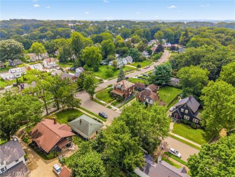 807 Campbell Circle NE Massillon OH 44646