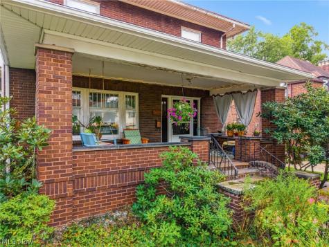 807 Campbell Circle NE Massillon OH 44646