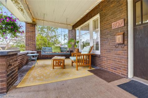 807 Campbell Circle NE Massillon OH 44646