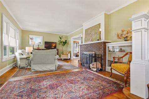 807 Campbell Circle NE Massillon OH 44646