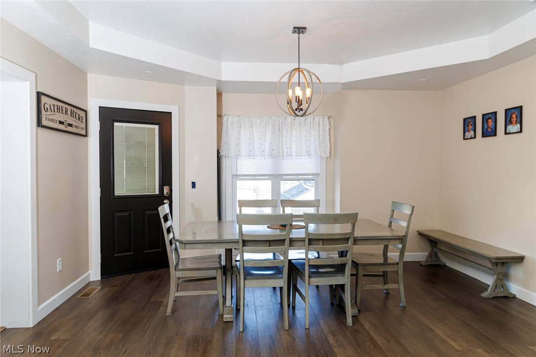 406 W Main Street Sugarcreek OH 44681