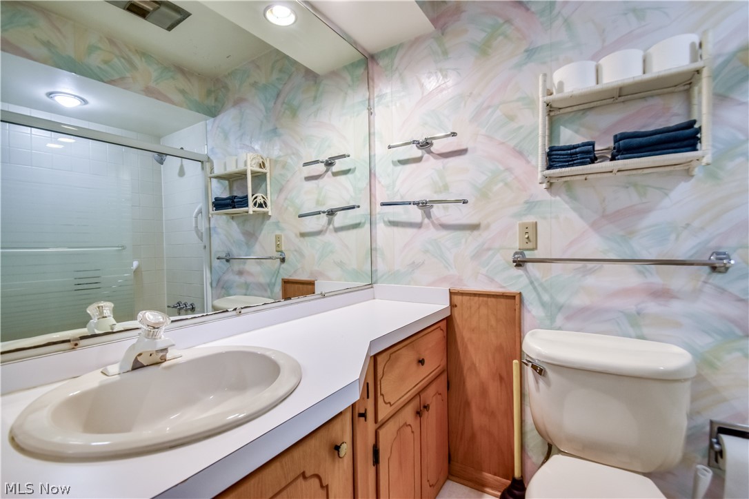 956 Mill Street Conneaut OH 44030