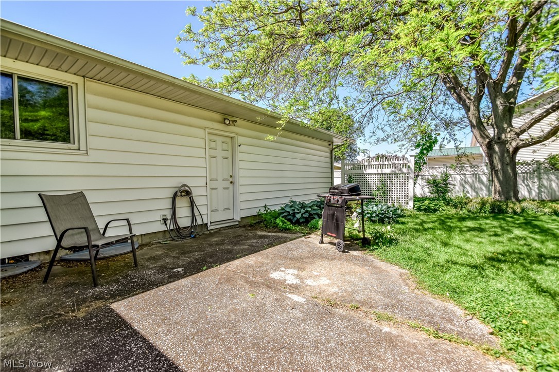 956 Mill Street Conneaut OH 44030