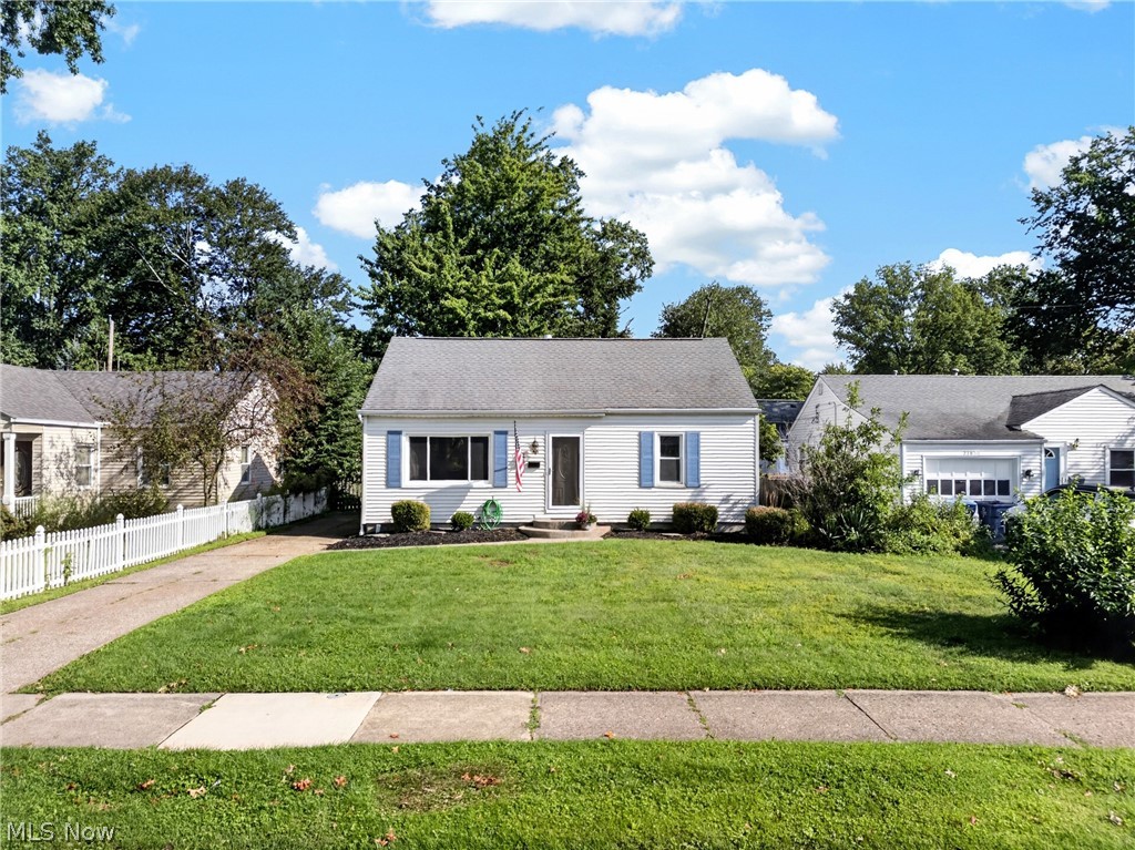 27834 Rexford Road Bay Village OH 44140