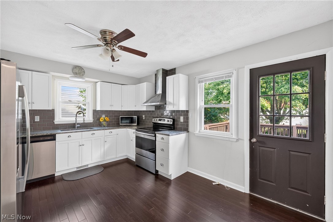 27834 Rexford Road Bay Village OH 44140
