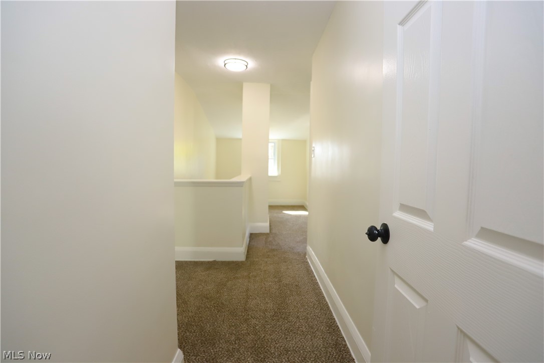 8216 Vineyard Avenue Cleveland OH 44105