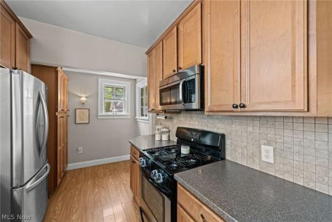 2874 Clarkson Road Cleveland Heights OH 44118