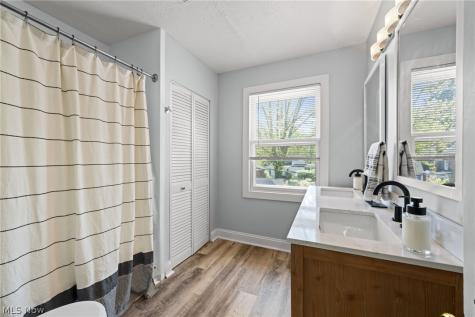 2874 Clarkson Road Cleveland Heights OH 44118
