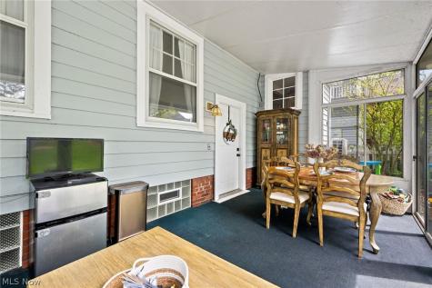 2874 Clarkson Road Cleveland Heights OH 44118