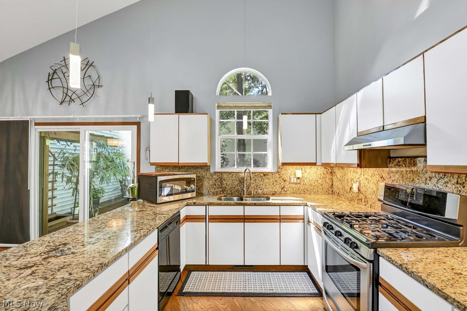 6516 Hersey Circle North Ridgeville OH 44039