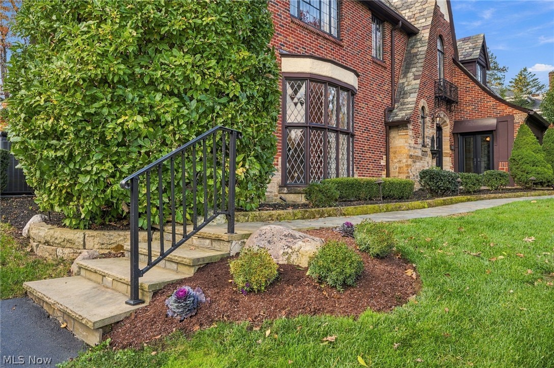 932 Genesee Road Akron OH 44303