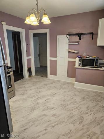 10816 Park Heights Avenue Garfield Heights OH 44125