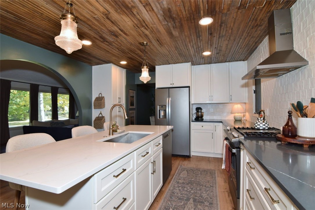 25436 Halburton Road Beachwood OH 44122