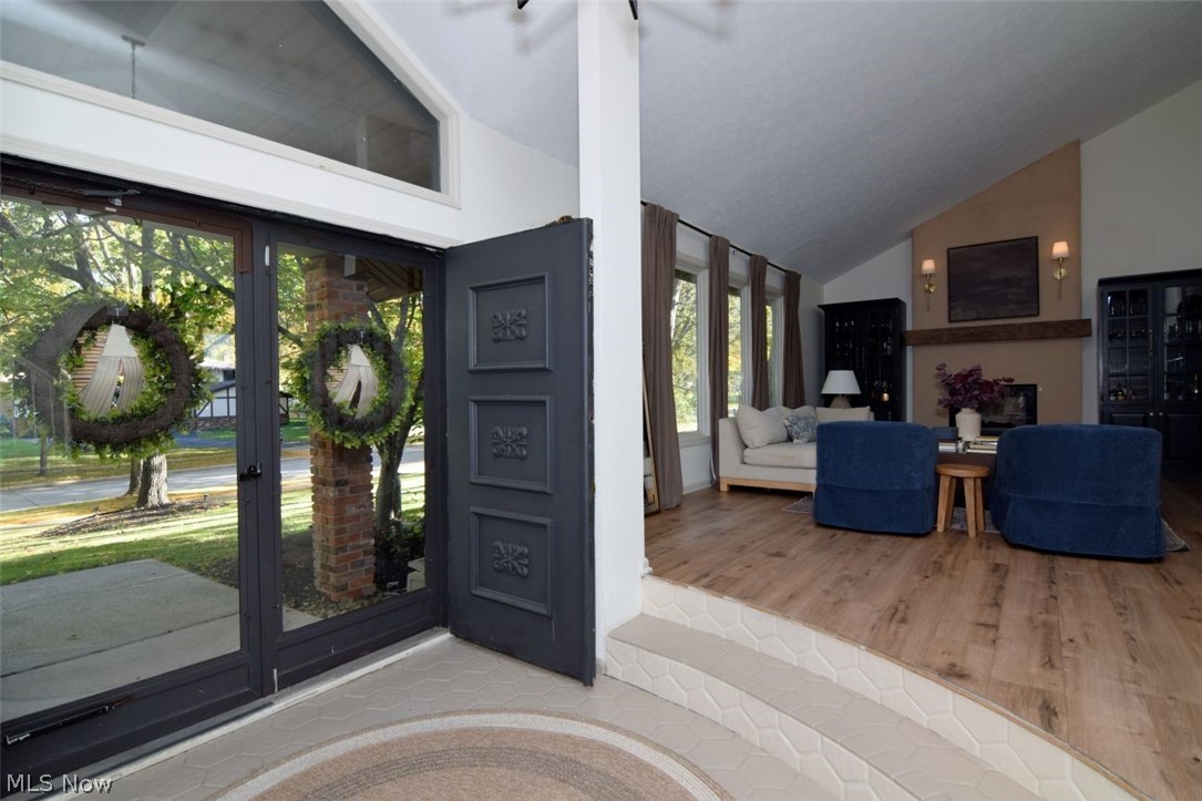 25436 Halburton Road Beachwood OH 44122