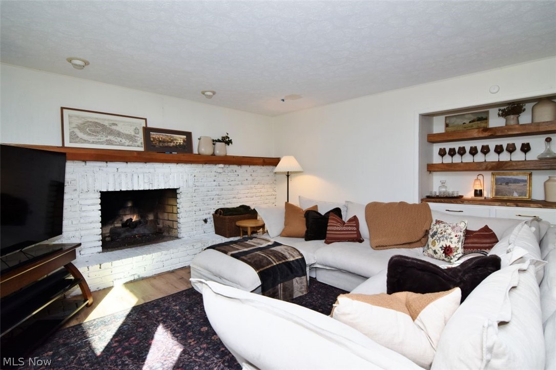 25436 Halburton Road Beachwood OH 44122