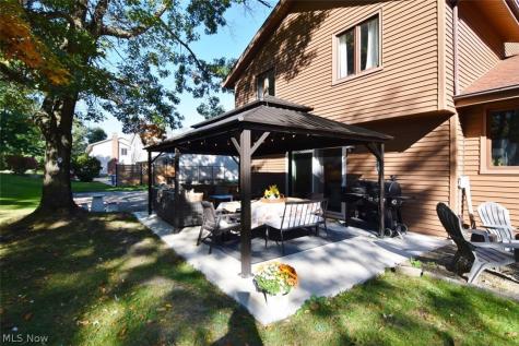 25436 Halburton Road Beachwood OH 44122